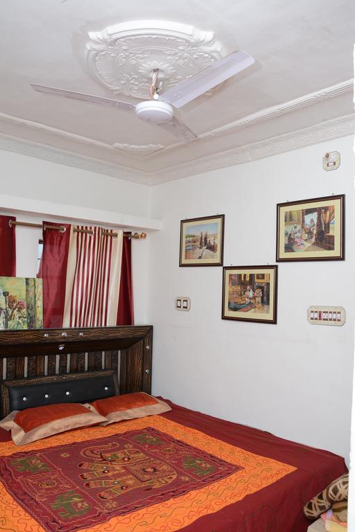 Karina Art Home Stay Bikaner Quarto foto